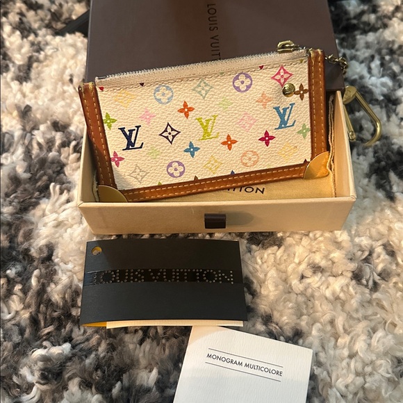 Louis Vuitton Monogram Multicolore Key Pouch in White with Multicolor Logo - Picture 3 of 15